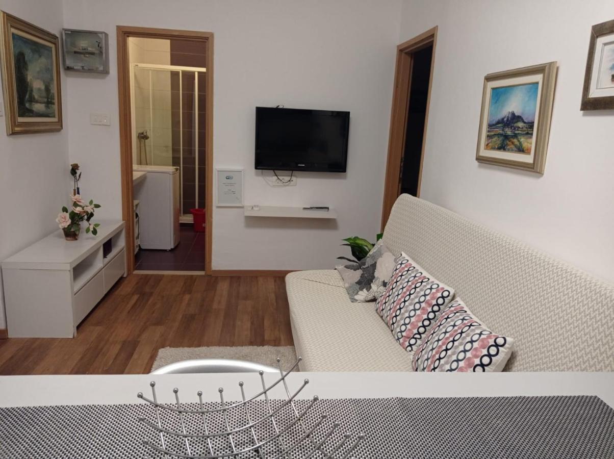 Apartments Bride'S Rock บาชกาโวดา ภายนอก รูปภาพ